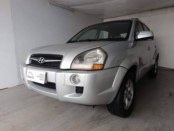 HYUNDAI TUCSON 2.0 MPFI GLS 16V 143CV 2WD FLEX 4P AUTOMÁTICO HYUNDAI TUCSON 2.0 MPFI GLS 16V 143CV 2WD FLEX 4P AUTOMÁTICO